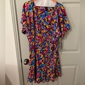 NWT Floral Donna Morgan Short Sleeve Dress Size 12